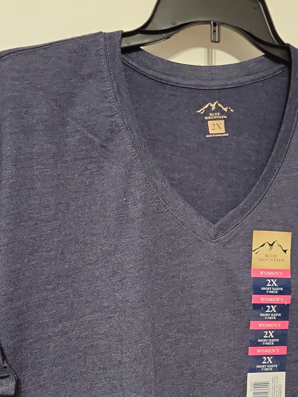 Blue Mountain Women's V-neck, Gray, Black, & Blue, 2X, T-shirts. NWT. - Picture 7 of 11